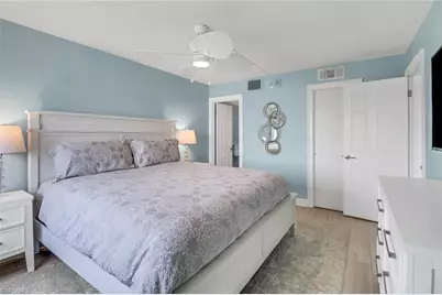 3420 Gulf Shore Blvd N #31, Naples, FL 34103 - Photo 9