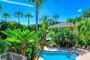 4290 Gulfstream Dr, Naples, FL 34112 - Photo 13