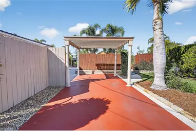 5266 Wisteria Ct, Cape Coral, FL 33904 - Photo 37