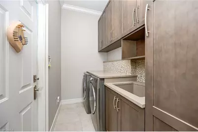 382 Henley Dr, Naples, FL 34104 - Photo 19