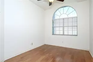 382 Henley Dr, Naples, FL 34104 - Photo 13