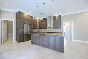 382 Henley Dr, Naples, FL 34104 - Photo 11