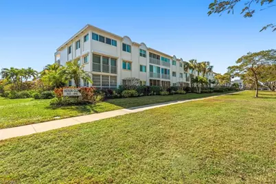 498 Broad Ave S #H498, Naples, FL 34102 - Photo 7