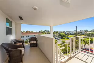 498 Broad Ave S, Naples, FL 34102 - Photo 25