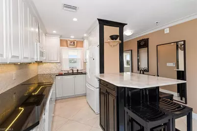 498 Broad Ave S #H498, Naples, FL 34102 - Photo 13