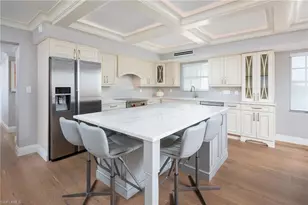 1200 Gulf Shore Blvd N, Naples, FL 34102 - Photo 7