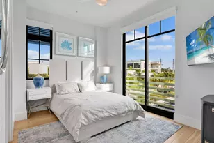 101 8th St S, Naples, FL 34102 - Photo 19