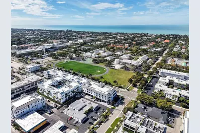 101 8th St S #201, Naples, FL 34102 - Photo 29