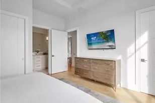 101 8th St S, Naples, FL 34102 - Photo 15