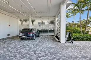 101 8th St S, Naples, FL 34102 - Photo 27