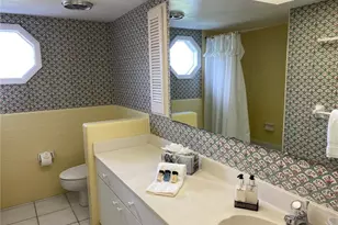 660 Regatta Rd, Naples, FL 34102 - Photo 17