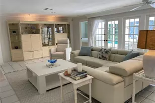 660 Regatta Rd, Naples, FL 34102 - Photo 5