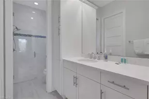 6394 Warwick Ave, Naples, FL 34113 - Photo 19