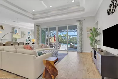 6394 Warwick Ave, Naples, FL 34113 - Photo 3