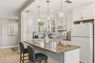 24796 Lakemont Cove Ln, Bonita Springs, FL 34134 - Photo 11