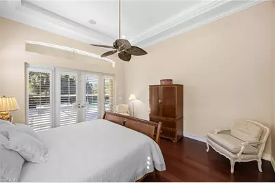 9030 Shenendoah Cir, Naples, FL 34113 - Photo 15