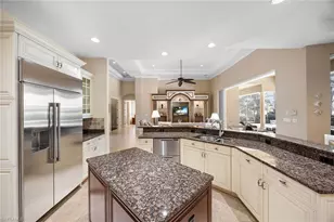 9030 Shenendoah Cir, Naples, FL 34113 - Photo 13