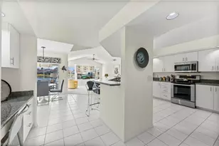 4256 Mourning Dove Dr, Naples, FL 34119 - Photo 9