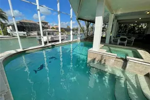 405 Cristobal St, Naples, FL 34113 - Photo 5