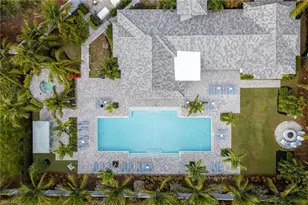 2555 Seychelles Dr, Naples, FL 34112 - Photo 33