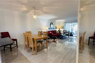 7824 Emerald Cir, Naples, FL 34109 - Photo 7