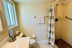 7824 Emerald Cir, Naples, FL 34109 - Photo 27