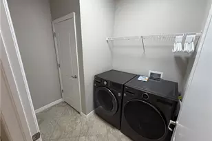 1588 Vizcaya Ln, Naples, FL 34113 - Photo 21