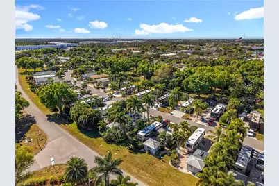 10074 Parkwood Dr., Fort Myers, FL 33905 - Photo 45