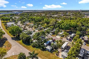 10074 Parkwood Dr, Fort Myers, FL 33905 - Photo 45