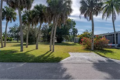 165 Riverwood Rd, Naples, FL 34114 - Photo 1