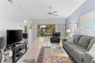 864 Gulf Pavilion Dr, Naples, FL 34108 - Photo 13