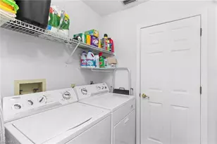 864 Gulf Pavilion Dr, Naples, FL 34108 - Photo 23