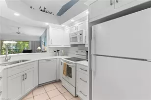 864 Gulf Pavilion Dr, Naples, FL 34108 - Photo 7