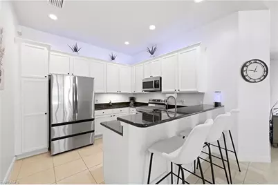 8612 Genova Ct, Naples, FL 34114 - Photo 9