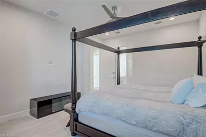 9087 Saint Lucia Dr, Naples, FL 34114 - Photo 15