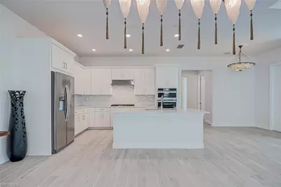 9087 Saint Lucia Dr, Naples, FL 34114 - Photo 7