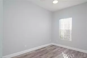 6119 Lakefront Dr, Fort Myers, FL 33908 - Photo 17