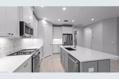 4568 Skysail Dr, Naples, FL 34120 - Photo 11