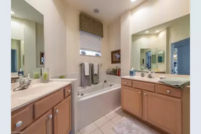 8225 Danbury Blvd E #1-102, Naples, FL 34120 - Photo 7