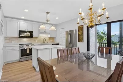 788 Park Shore Dr #B22, Naples, FL 34103 - Photo 11