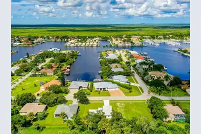 200 Cays Dr, Naples, FL 34114 - Photo 29