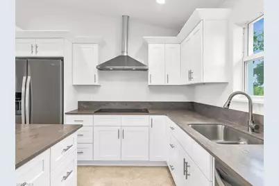 200 Cays Dr, Naples, FL 34114 - Photo 11