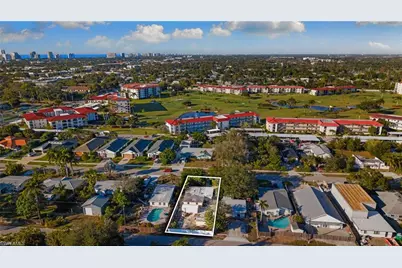 1204 Ridge St, Naples, FL 34103 - Photo 3