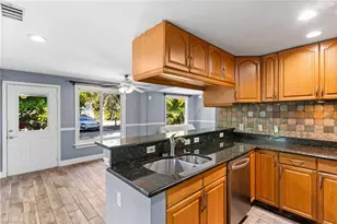 1204 Ridge St, Naples, FL 34103 - Photo 9