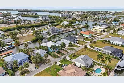 4833 Regal Dr, Bonita Springs, FL 34134 - Photo 31