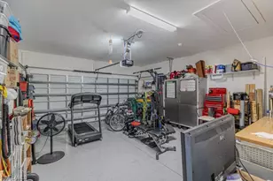 2199 Marquesa Cir, Naples, FL 34112 - Photo 11