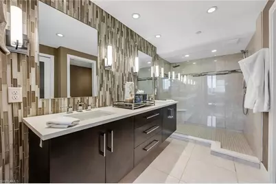 4751 Gulf Shore Blvd N #1104, Naples, FL 34103 - Photo 9