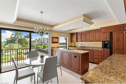 2171 Gulf Shore Blvd N #201, Naples, FL 34102 - Photo 9