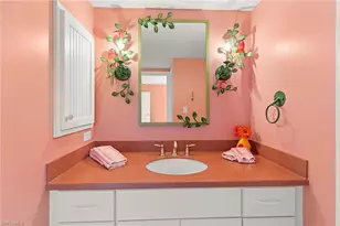 2171 Gulf Shore Blvd N, Naples, FL 34102 - Photo 21