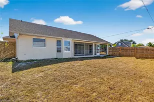 9083 Cypress Dr N, Fort Myers, FL 33967 - Photo 23